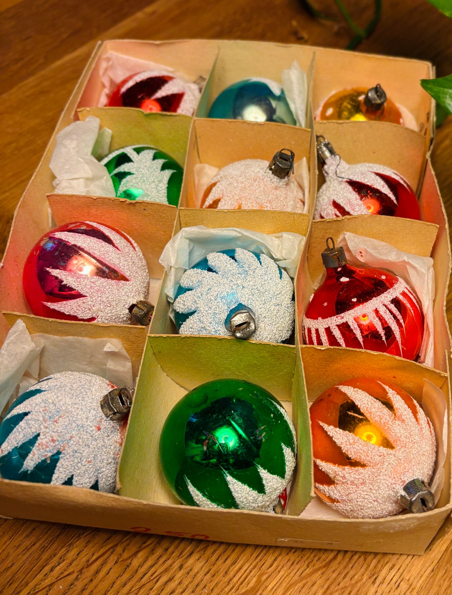 Vintage julekugler 〰️ 12 stk.