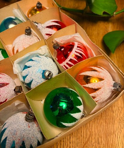 Vintage julekugler 〰️ 12 stk.