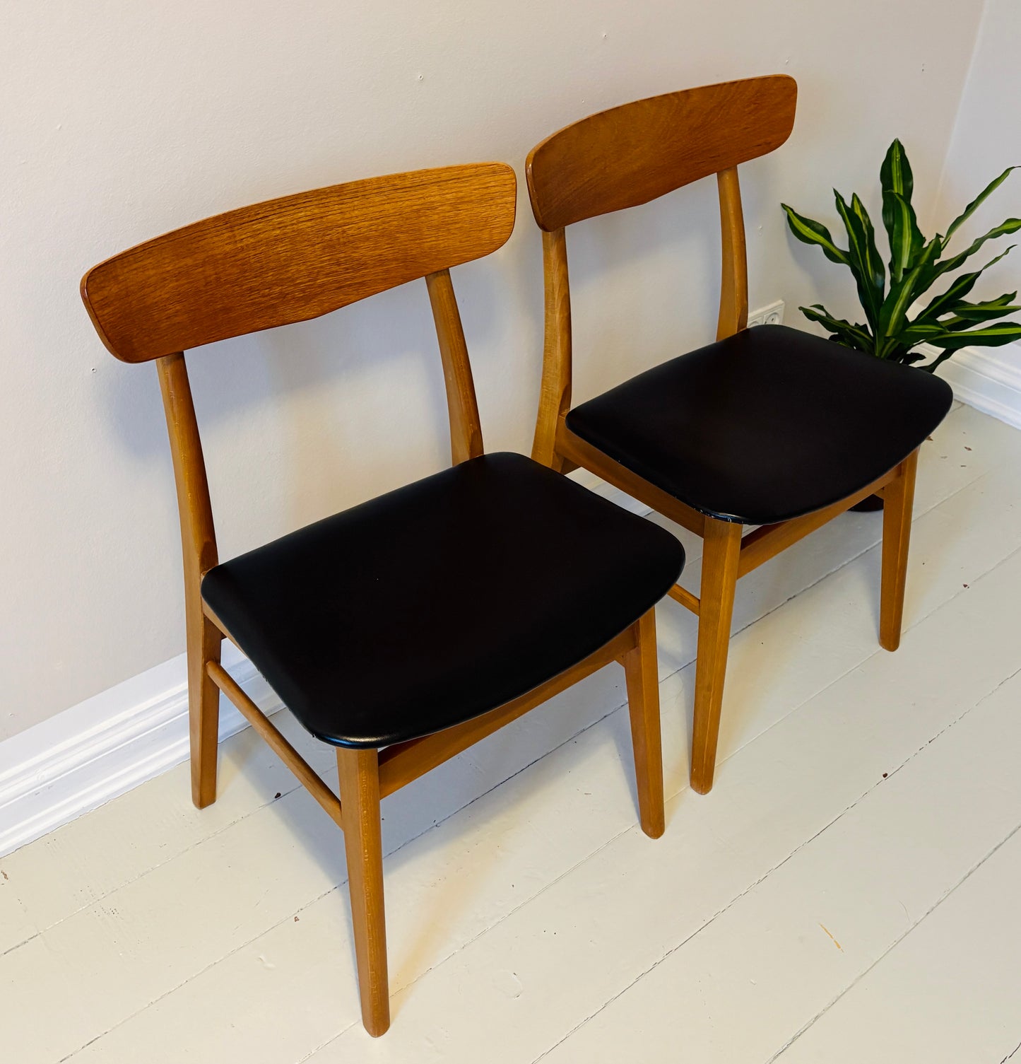 Mosbøl spisebordsstole, 1960’erne