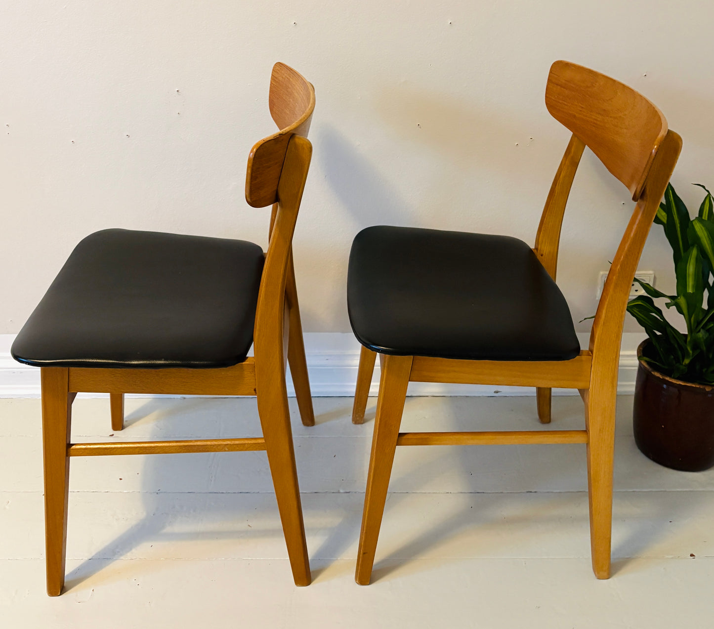 Mosbøl spisebordsstole, 1960’erne