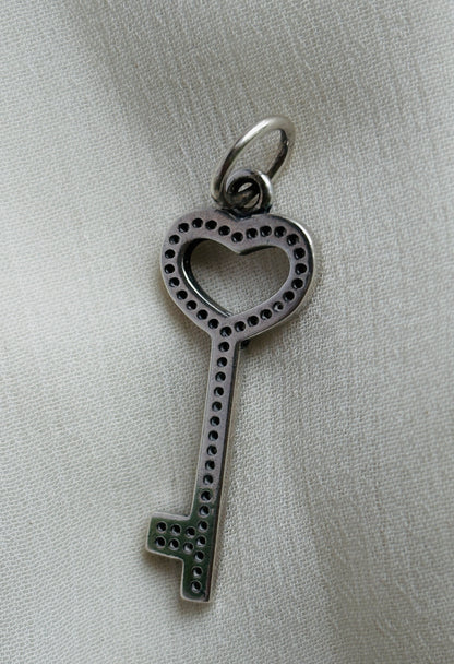 Vedhæng – Nøgle fra Pandora