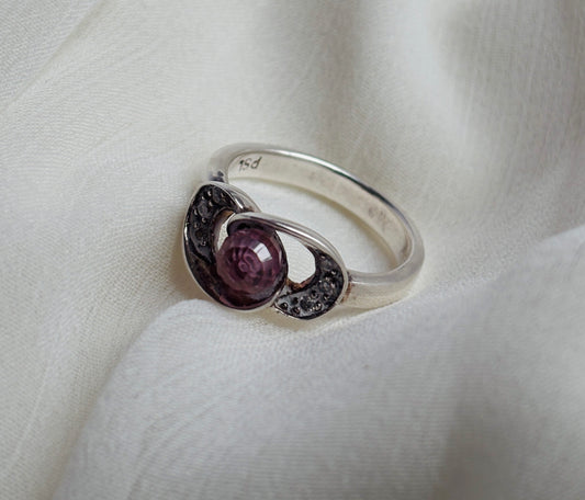 Sølvring med rosa sten