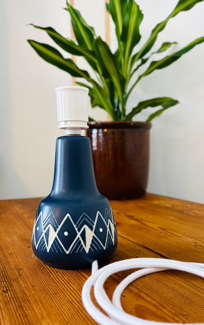 Søholm bordlampe 〰️ Rigmor Nielsen