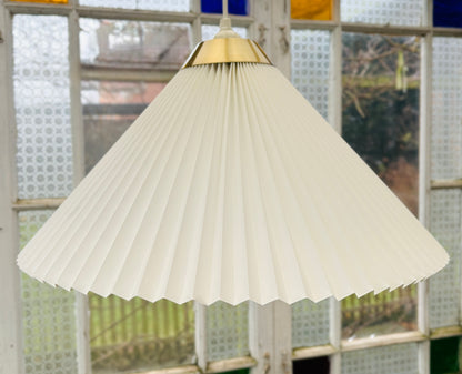 Le Klint Model 12 pendel